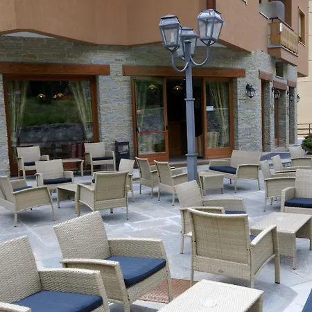 호텔 Londra Occitana 아세글리오