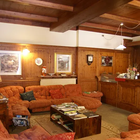 Londra Occitana Hotel Acceglio