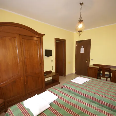 Londra Occitana 아세글리오