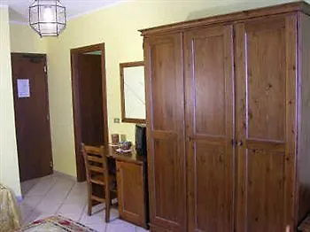 Londra Occitana Hotel